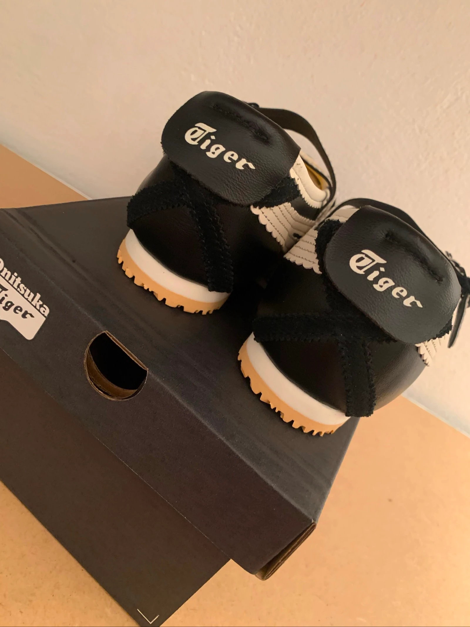 Onitsuka Tiger Mexico 66 TGRS Ballet Negro/Blanco Talla 38 – photo 4